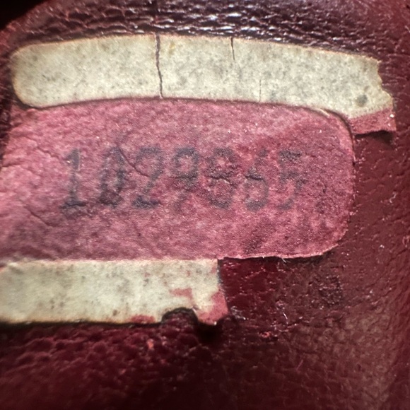 CHANEL Quilted Black Leather Flap Bag Matelasse Lambskin CC Logo Gold Chain - Picture 10 of 10